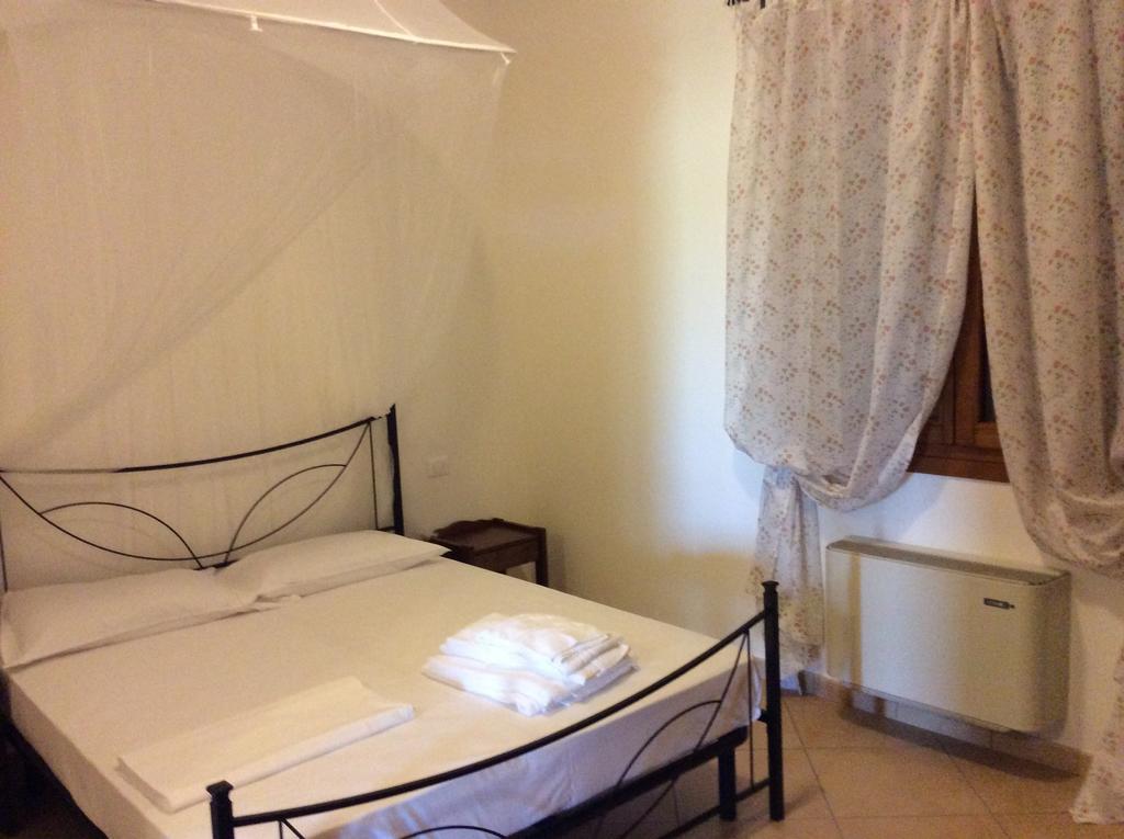 Agriturismo Ca' Pisani بورتو فيرو الغرفة الصورة